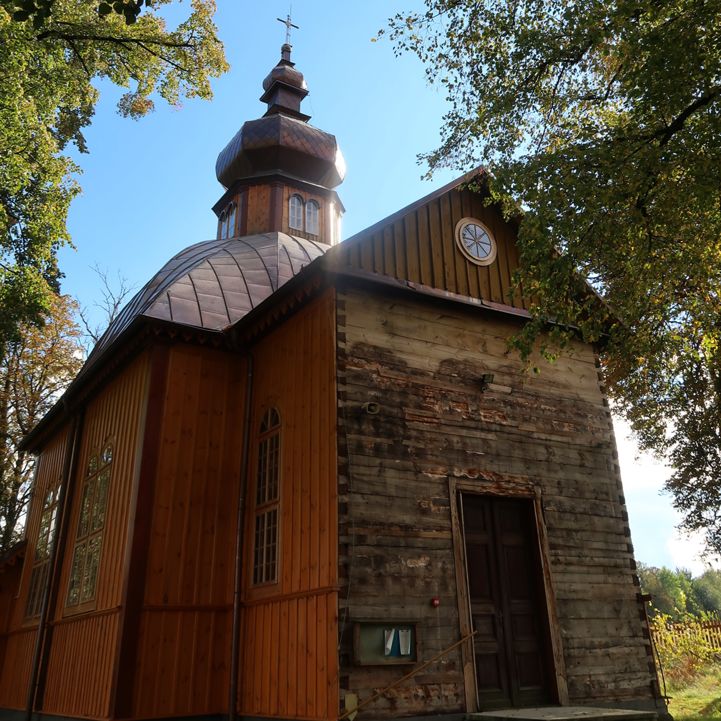 Wooden church in Poland © RawCandyRides