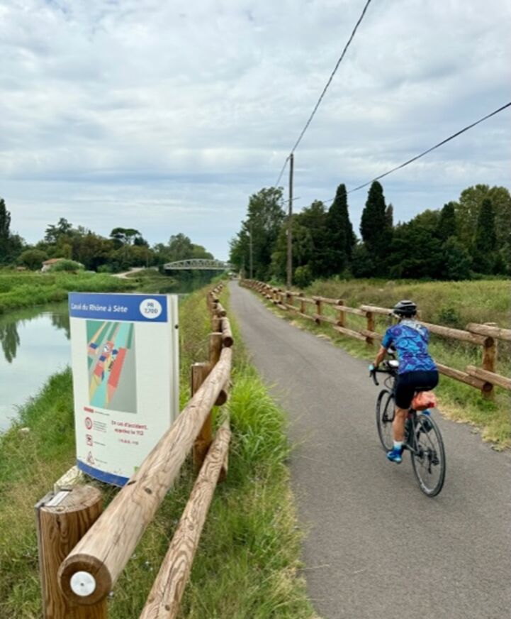 Along the Canal du Rhône à Sète