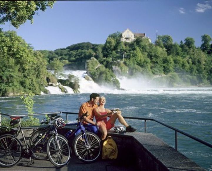 Bookable Schaffhausen Basel EV15.jpg
