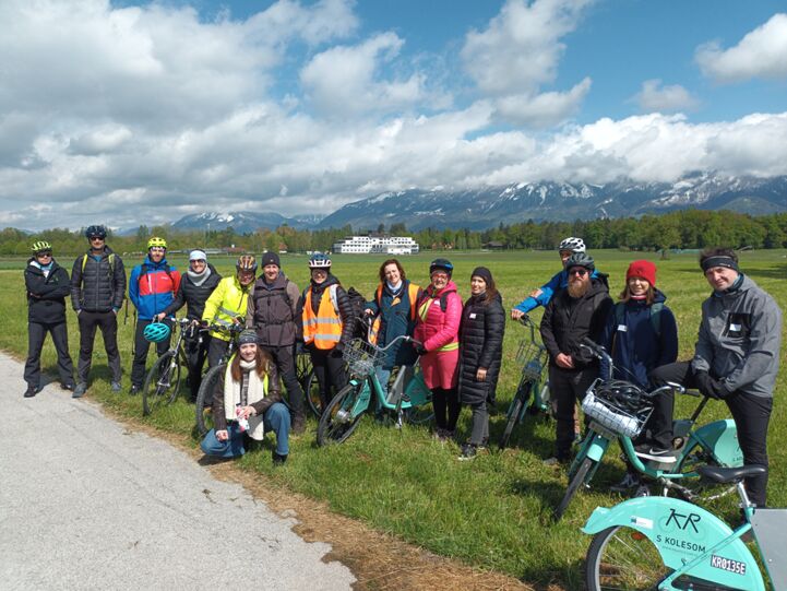 Group picture - field trip of the EuroVelo Route Inspectors' Training 2024, nearby Kranj, Slovenia © ECF