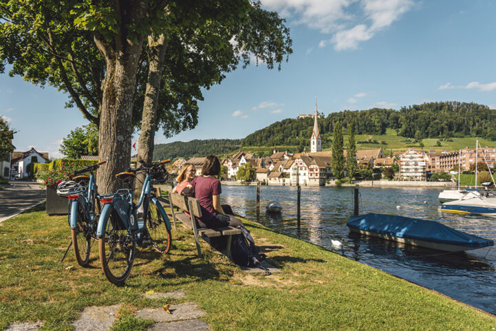Cycling in Stein am Rhein © Switzerland Tourism / Christian Meixner