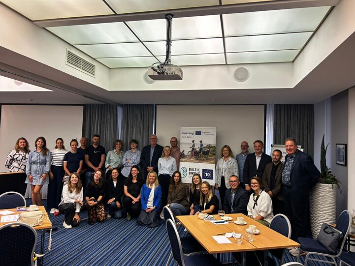 BBU 5th project meeting in Klaipeda, Lithuania: partner representatives and roundtable participants
