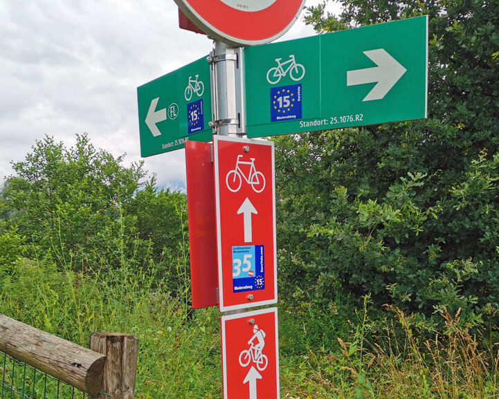 EuroVelo 15 signage