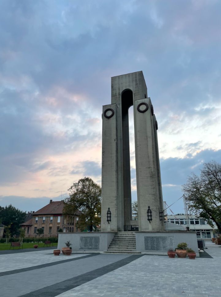 Un monument à Mohacs