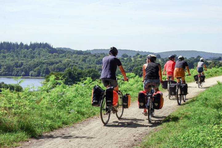 Biking on EuroVelo 1 - Atlantic Coast Route in France. The route is locally known as La Vélodyssée. © Aurelie-Stapf