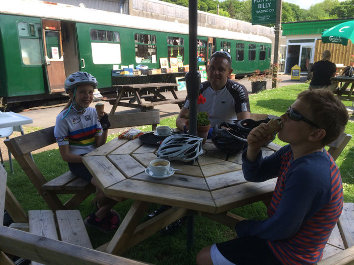 Well-deserved ice cream at the Puffing Billy Cafe