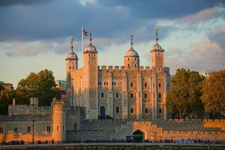 Description: Tower of London (United Kingdom of Great Britain and Northern Ireland)
Date: 04/10/2014
Author: Ko Hon Chiu Vincent
Copyright: © Ko Hon Chiu Vincent
Permanent URL: whc.unesco.org/en/documents/136683