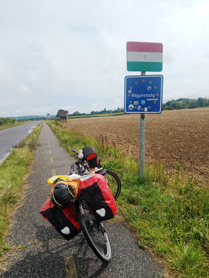 EuroVelo 14, crossing into Hungary