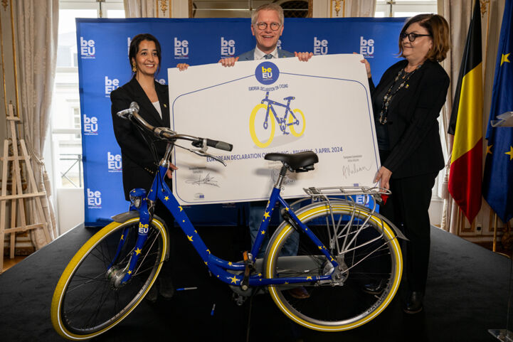 MEP Karima Delli, Belgium Mobility Minister Georges Gilkinet and Adina Vălean, European Commissioner for Transport at the signature of the European Declaration on Cycling in Brussels, 3 April 2024.